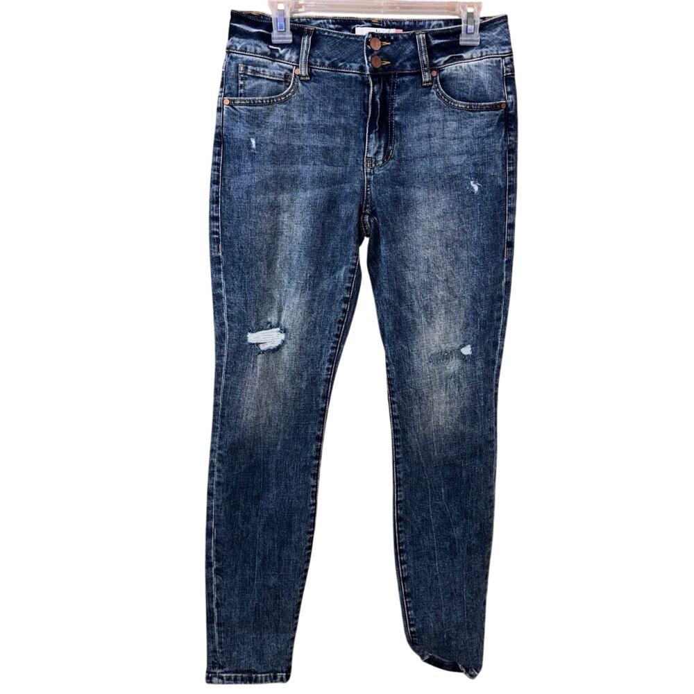 Cabi jeans women’s cinch skinny distressed pants (size 6) NWOT